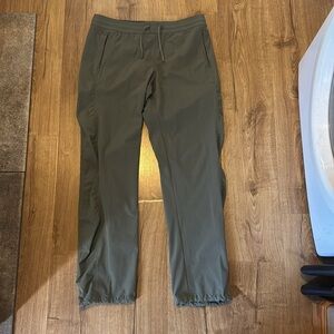 Kuhl FreeFlex Pants women’s medium regular green